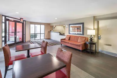 Photo 5 - Extended Stay America Select Suites - Raleigh - Cary - Regency Parkway S