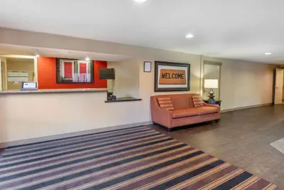 Photo 3 - Extended Stay America Select Suites - Raleigh - Cary - Regency Parkway S