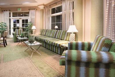 Photo 5 - La Quinta Inn & Suites by Wyndham Colorado Springs South AP
