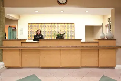 Photo 3 - La Quinta Inn & Suites by Wyndham Colorado Springs South AP