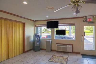 Photo 3 - Economy Inn Ashburn GA I-75
