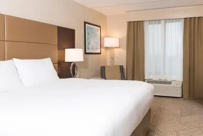 Photo 4 - Doubletree by Hilton Pleasant Prairie Kenosha