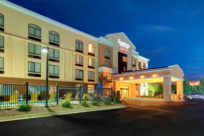 Photo 2 - Fairfield by Marriott Inn & Suites Anniston Oxford