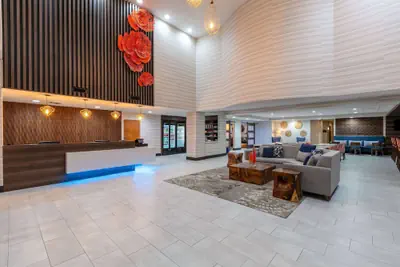 Photo 4 - Wingate by Wyndham DFW / North Irving
