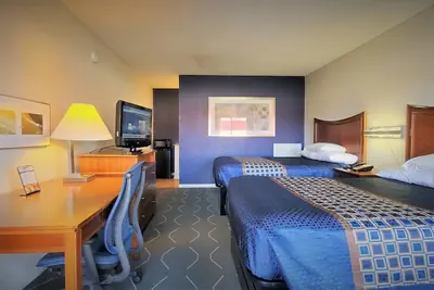 Photo 4 - Economy 7 Inn