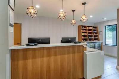 Photo 4 - Quality Inn & Suites Chattanooga West near Lookout Mountain