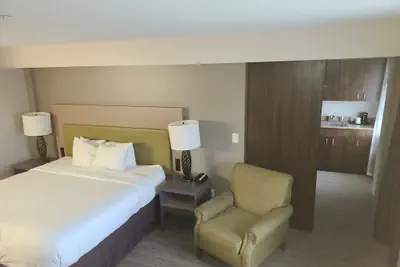 Photo 5 - Country Inn & Suites by Radisson, Portland International Airport, OR