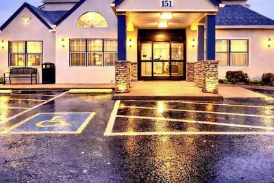 Photo 2 - Microtel Inn by Wyndham Murfreesboro
