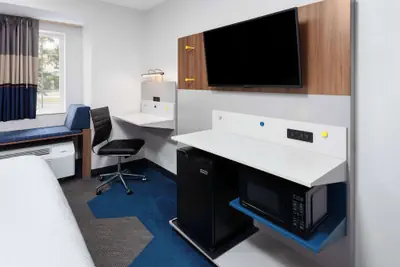 Photo 5 - Microtel Inn by Wyndham Janesville