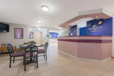 Photo 2 - Microtel Inn by Wyndham Onalaska/La Crosse