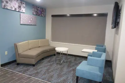 Photo 3 - Sleep Inn & Suites Tallahassee-Capitol