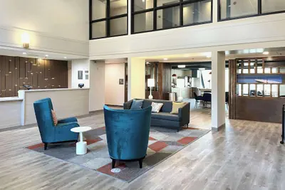 Photo 4 - Comfort Inn & Suites NW Milwaukee
