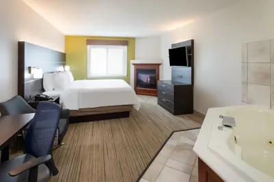 Photo 4 - Holiday Inn Express Hotel & Suites Downtown Minneapolis by IHG