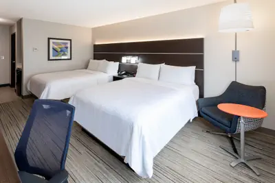 Photo 5 - Holiday Inn Express Hotel & Suites Downtown Minneapolis by IHG