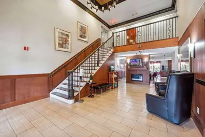 Photo 4 - Quality Inn & Suites Dawsonville