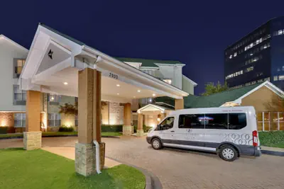 Photo 2 - Candlewood Suites Market Center by IHG