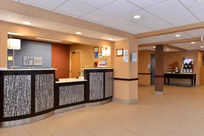 Photo 3 - Comfort Inn & Suites Sharonville - Cincinnati North