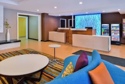 Photo 5 - Fairfield Inn & Suites By Marriott Beaumont