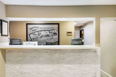 Photo 4 - Super 8 by Wyndham Indianapolis/NE/Castleton Area