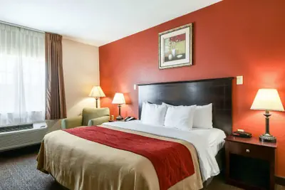 Photo 5 - Quality Inn Kingsville Hwy 77