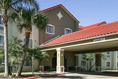 Photo 2 - Quality Inn Kingsville Hwy 77