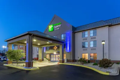 Photo 2 - Holiday Inn Express & Suites Scottsburg by IHG