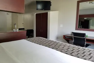 Photo 5 - Microtel Inn & Suites by Wyndham London