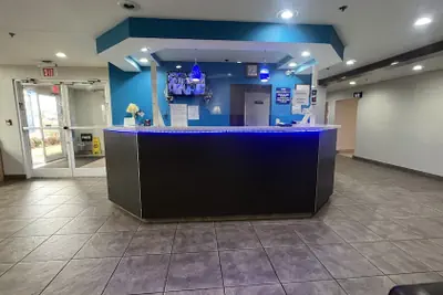 Photo 4 - Americas Best Value Inn & Suites Jackson, TN