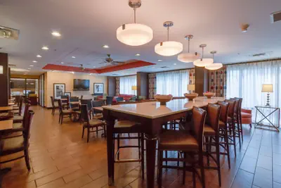 Photo 4 - Hampton Inn Bellevue / Nashville-I-40 West