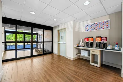 Photo 3 - Hampton Inn Birmingham/Trussville