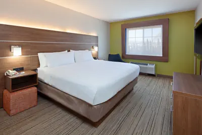 Photo 3 - Holiday Inn Express Hotel & Suites San Diego-Escondido by IHG