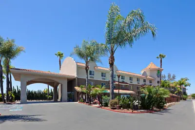 Photo 2 - Holiday Inn Express Hotel & Suites San Diego-Escondido by IHG