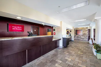 Photo 3 - Red Roof Inn San Marcos