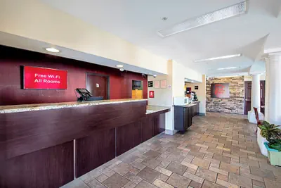 Photo 3 - Red Roof Inn San Marcos