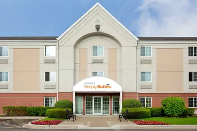 Photo 2 - Sonesta Simply Suites Chicago Libertyville
