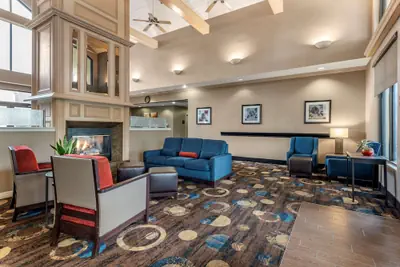Photo 4 - Comfort Inn & Suites Warsaw near US-30
