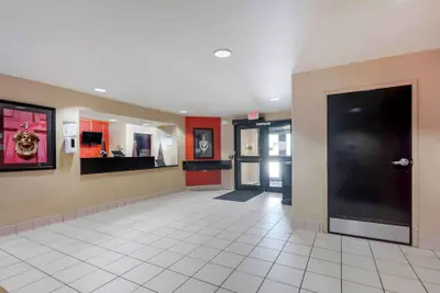 Photo 3 - Extended Stay America Select Suites - Atlanta - Clairmont