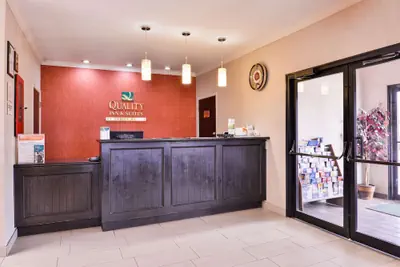 Photo 4 - Quality Inn & Suites Beaumont