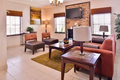 Photo 3 - Quality Inn & Suites Beaumont