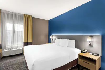 Photo 4 - Comfort Inn & Suites Kenosha-Pleasant Prairie