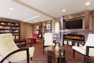 Photo 4 - Country Inn & Suites by Radisson, San Carlos, CA