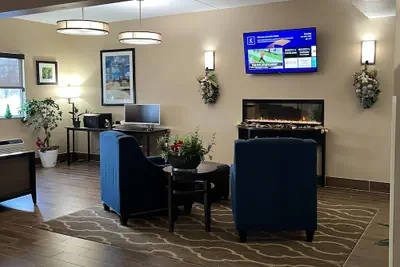Photo 4 - Comfort Inn & Suites Wilkes Barre - Arena