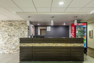 Photo 5 - Quality Inn Grove City - Columbus South