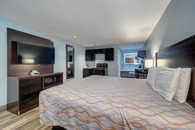 Photo 4 - Ocean's Edge Hotel, Port Aransas,TX
