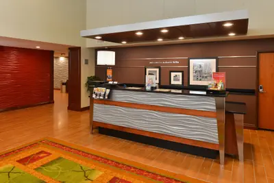 Photo 4 - Hampton Inn Detroit/Auburn Hills South