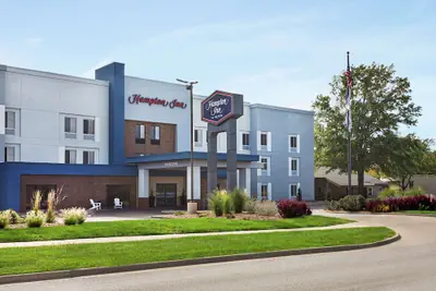 Photo 2 - Hampton Inn Kansas City/Blue Springs