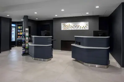 Photo 3 - Courtyard by Marriott Richmond Northwest