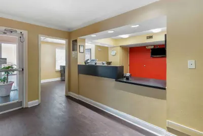 Photo 4 - Extended Stay America Select Suites - Jacksonville - Baymeadows