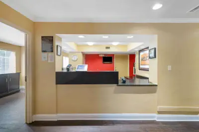 Photo 3 - Extended Stay America Select Suites - Jacksonville - Baymeadows