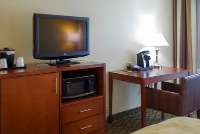 Photo 3 - Country Inn & Suites by Radisson, Mishawaka, IN